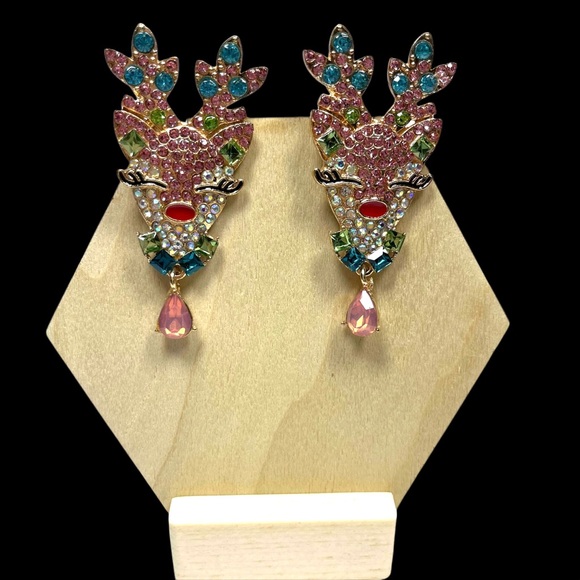 Gift Idea - Christmas Reindeer Earrings - Pink - Picture 2 of 7